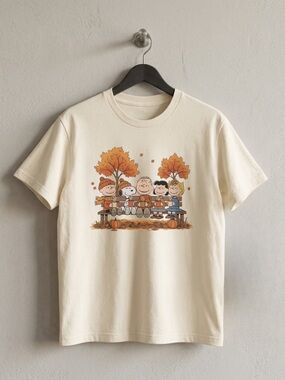 Graphic Fall Peanuts Tee - Cream